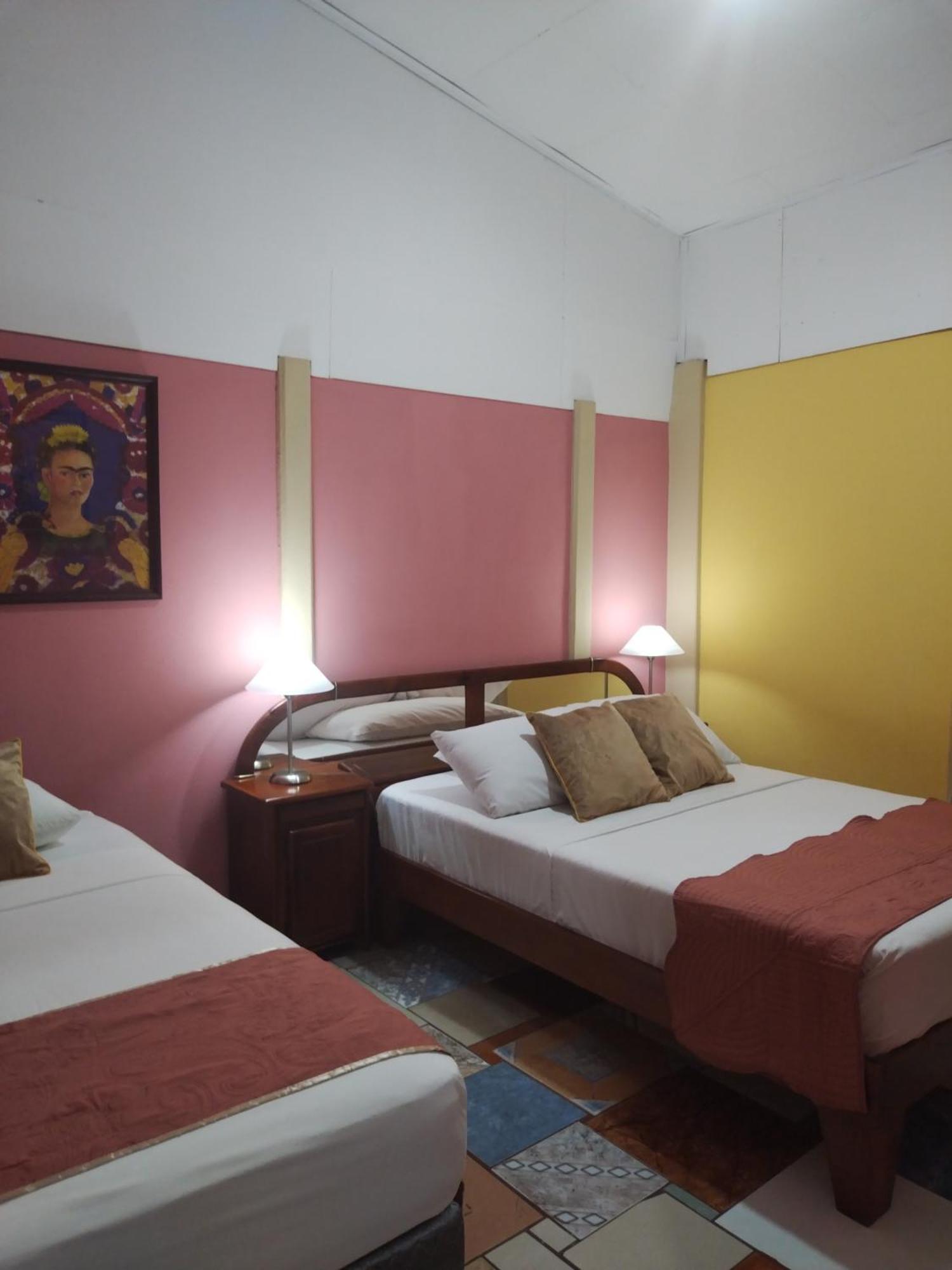 Villa Gabriela, Casa Tucan Liberia Ruang foto
